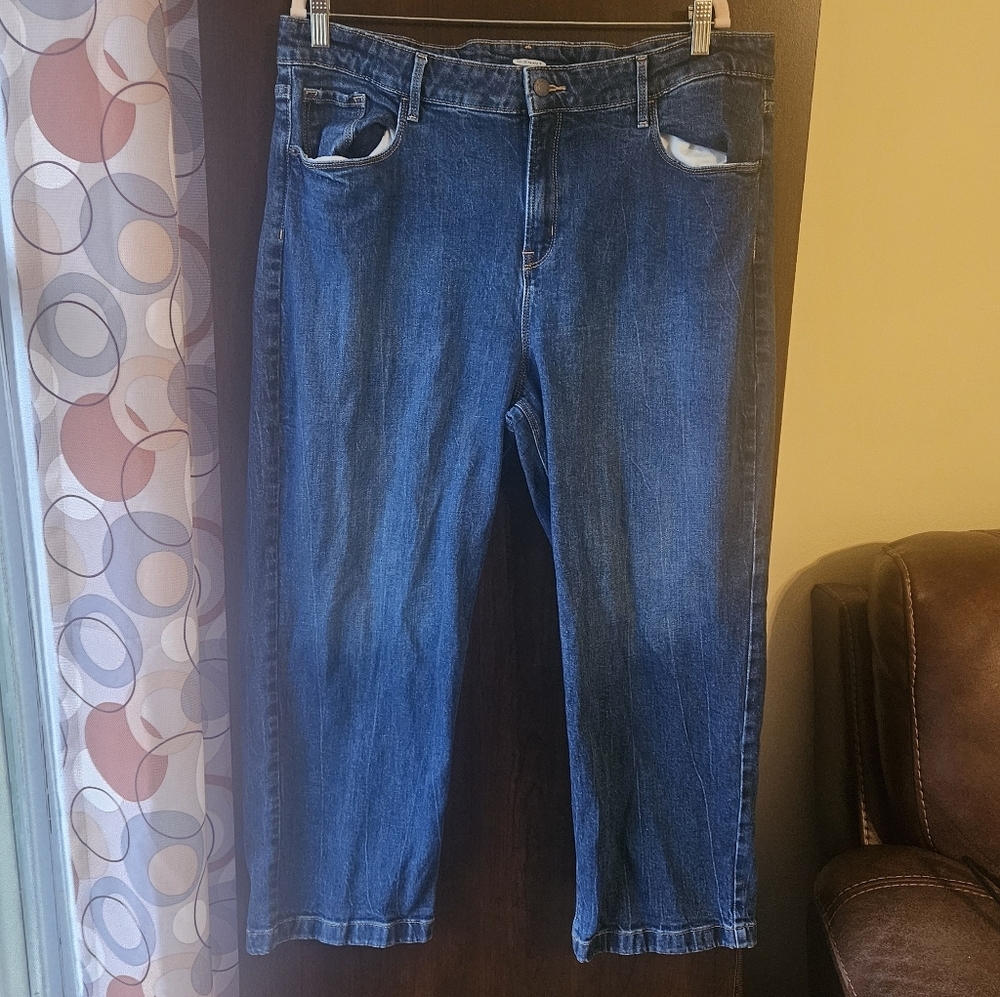 Old Navy Women's Blue Jeans! - Picture 1 of 6